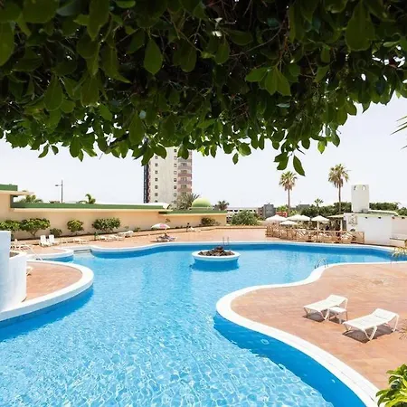 Dream 1 Bedroom Terrace Dining Pool דירה